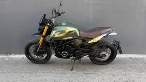 Moto Morini SEIEMMEZZO SCR (2022 - 26) 