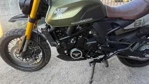 Moto Morini SEIEMMEZZO SCR (2022 - 26)  (5)