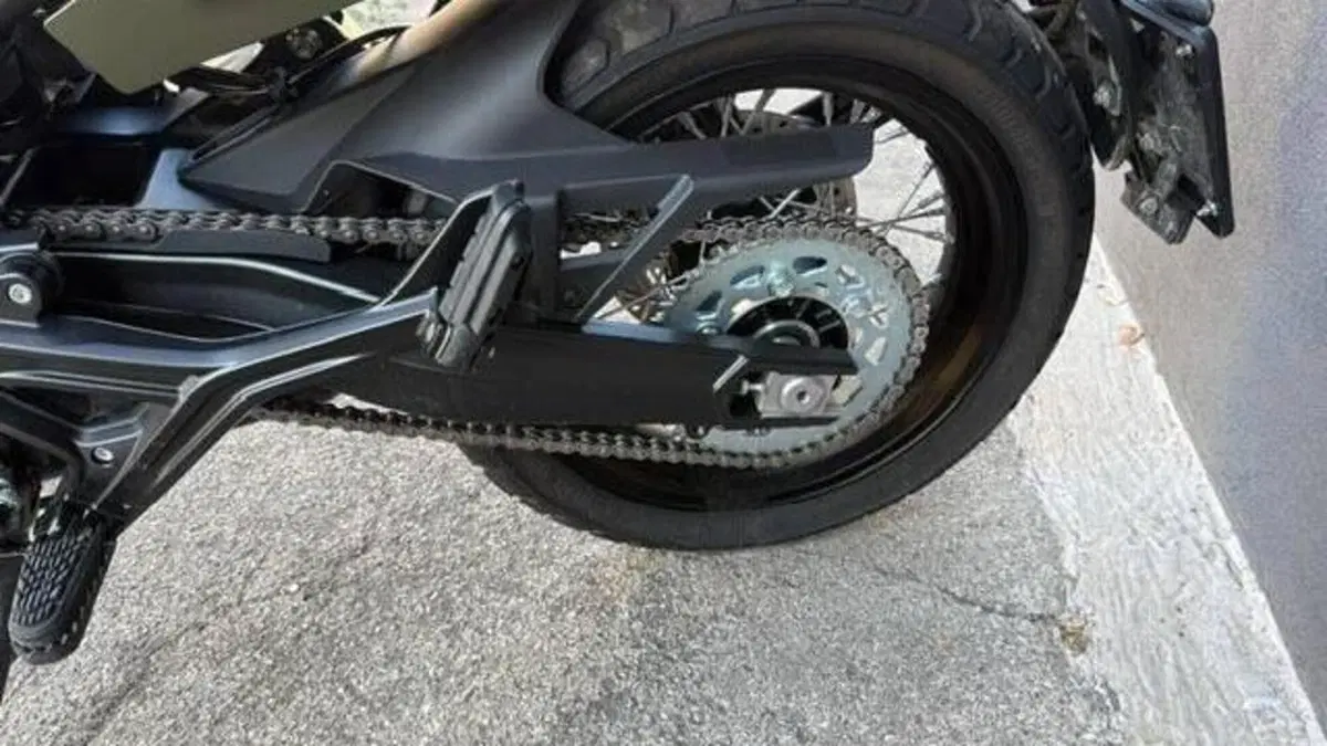 Moto Morini SEIEMMEZZO SCR (2022 - 26)  (10)