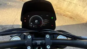 Moto Morini SEIEMMEZZO SCR (2022 - 26)  (17)