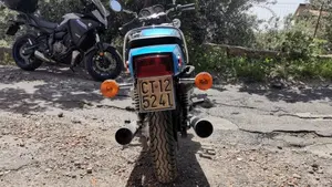 Suzuki   (5)