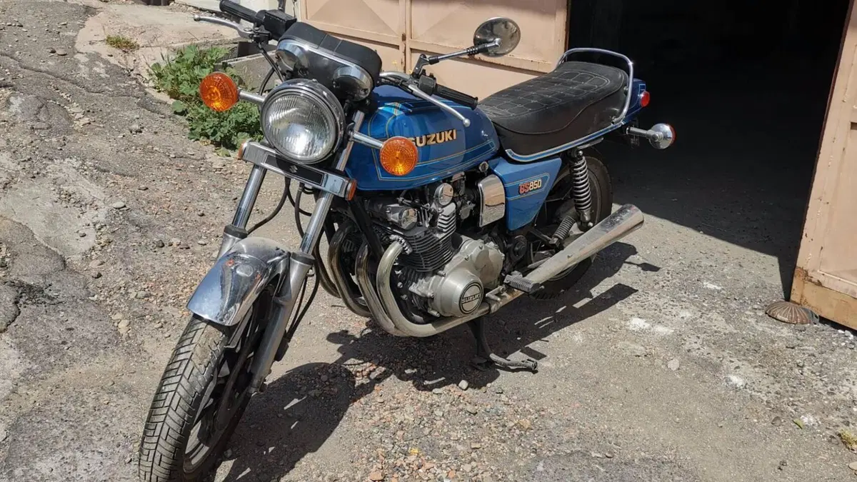 Suzuki   (6)