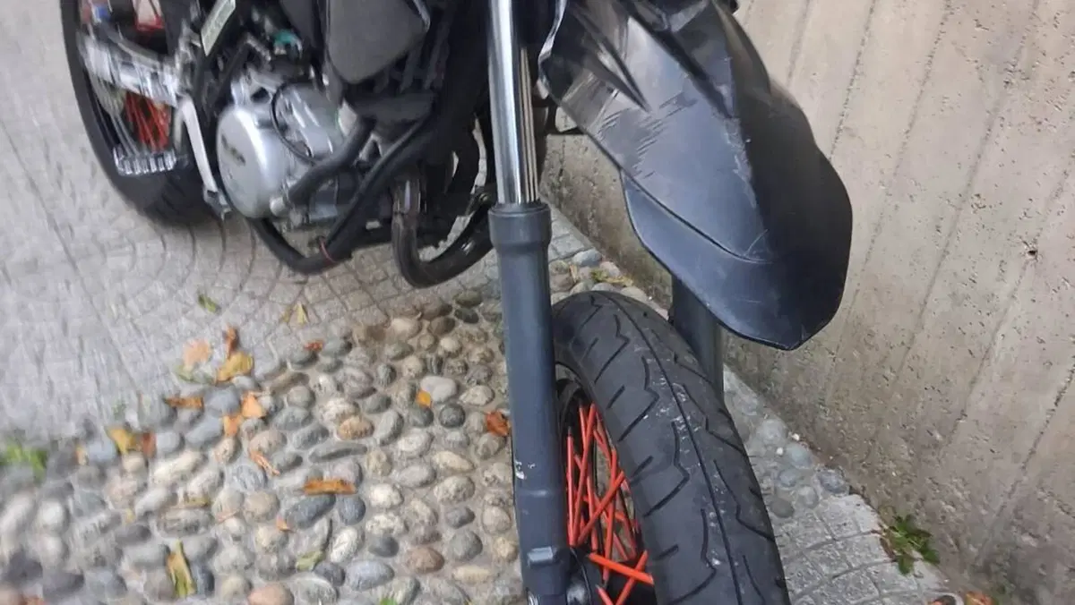 Betamotor RR 50 Motard (2010 - 12)  (2)