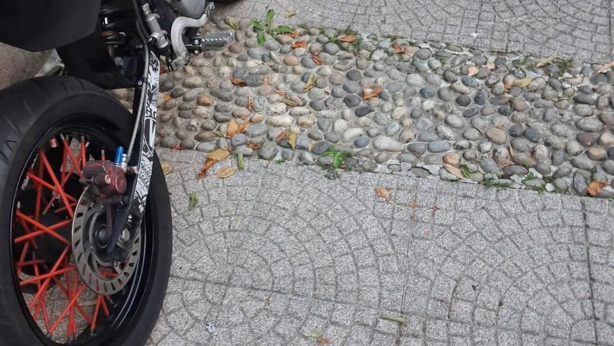 Betamotor RR 50 Motard (2010 - 12)  (4)