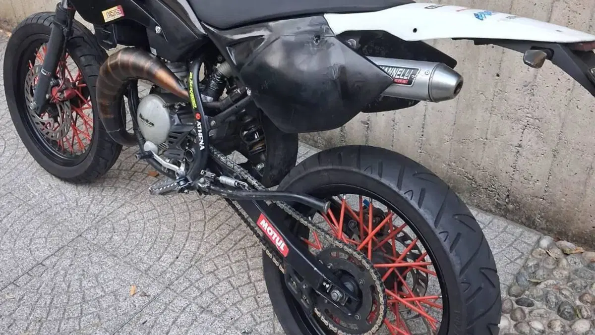 Betamotor RR 50 Motard (2010 - 12)  (7)