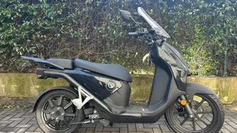 VMoto CPx (2024 - 26) usata