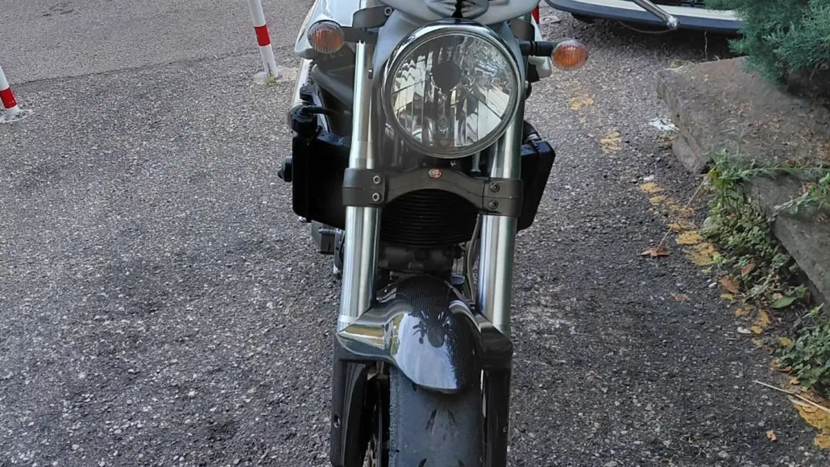 Cagiva Raptor 1000 (2000 - 05)  (4)