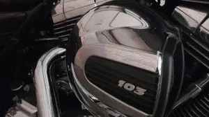 Harley-Davidson 1690 Street Glide Special (2014 - 16) - FLHX  (4)