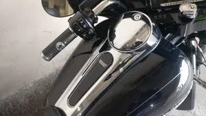 Harley-Davidson 1690 Street Glide Special (2014 - 16) - FLHX  (6)