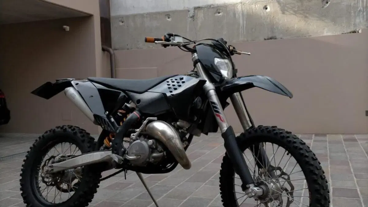 KTM 125 EXC (2009) 