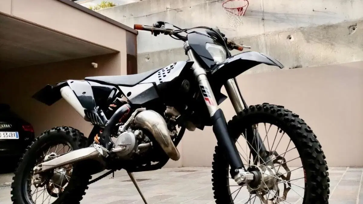 KTM 125 EXC (2009)  (3)
