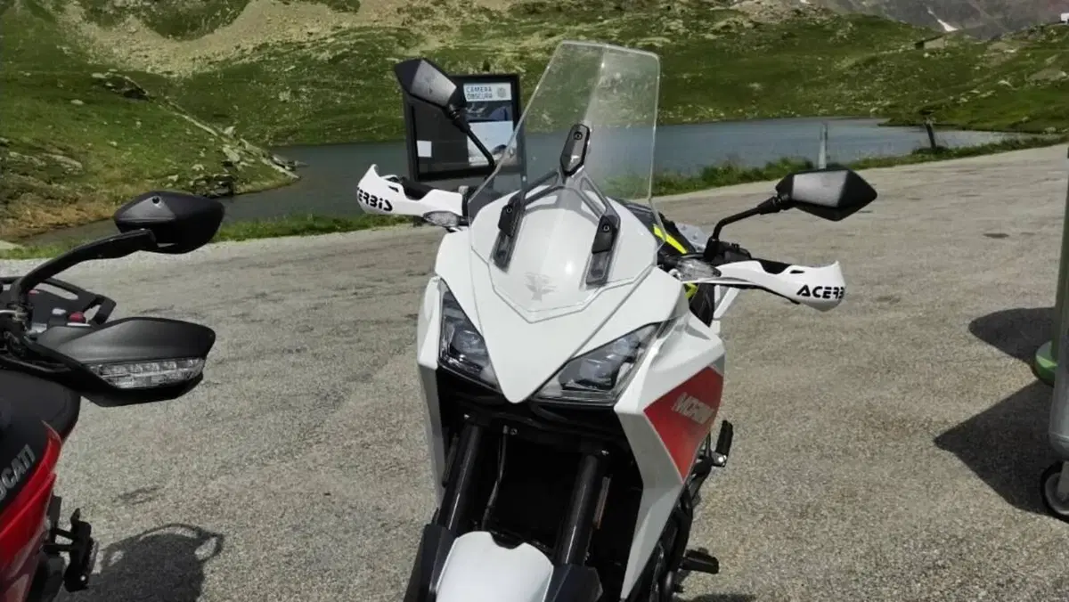 Moto Morini X-Cape 650 (2021 - 26)  (3)