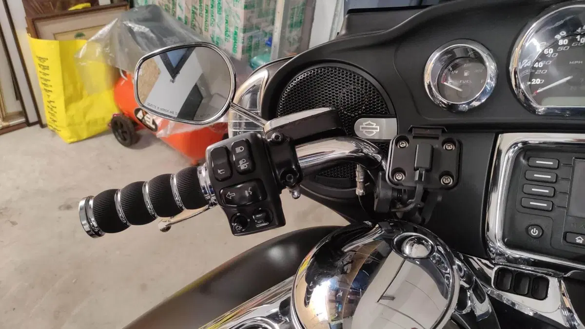 Harley-Davidson 1690 Street Glide Special (2014 - 16) - FLHX  (10)