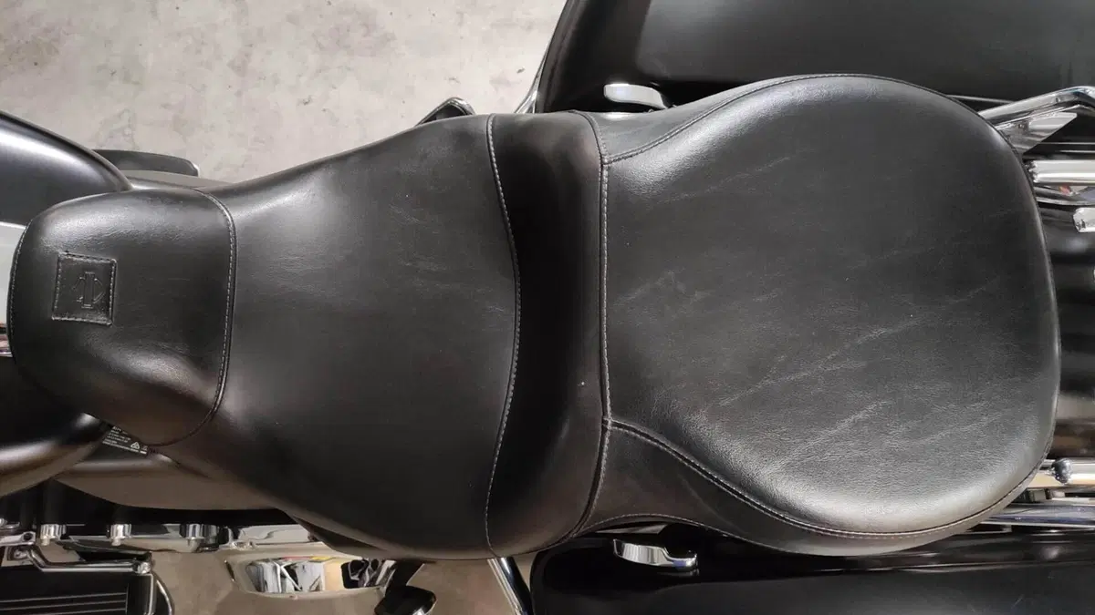 Harley-Davidson 1690 Street Glide Special (2014 - 16) - FLHX  (12)