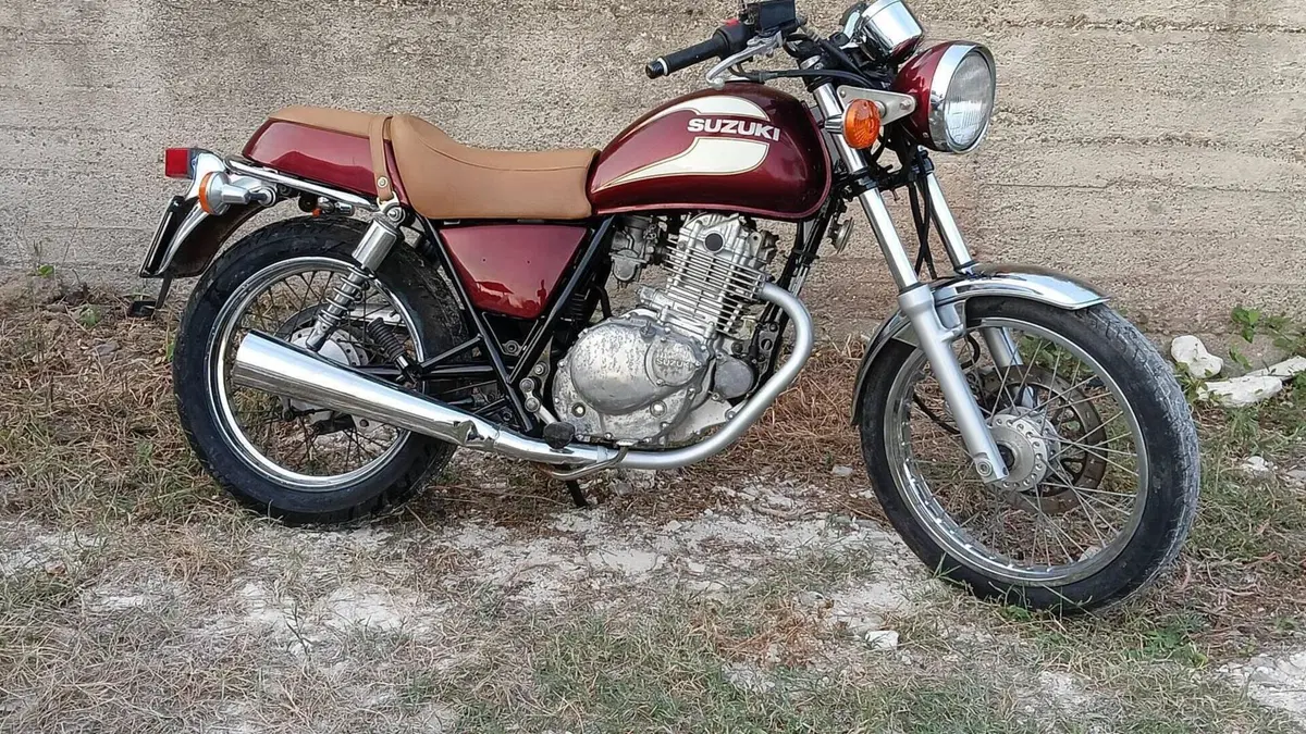 Suzuki   (5)