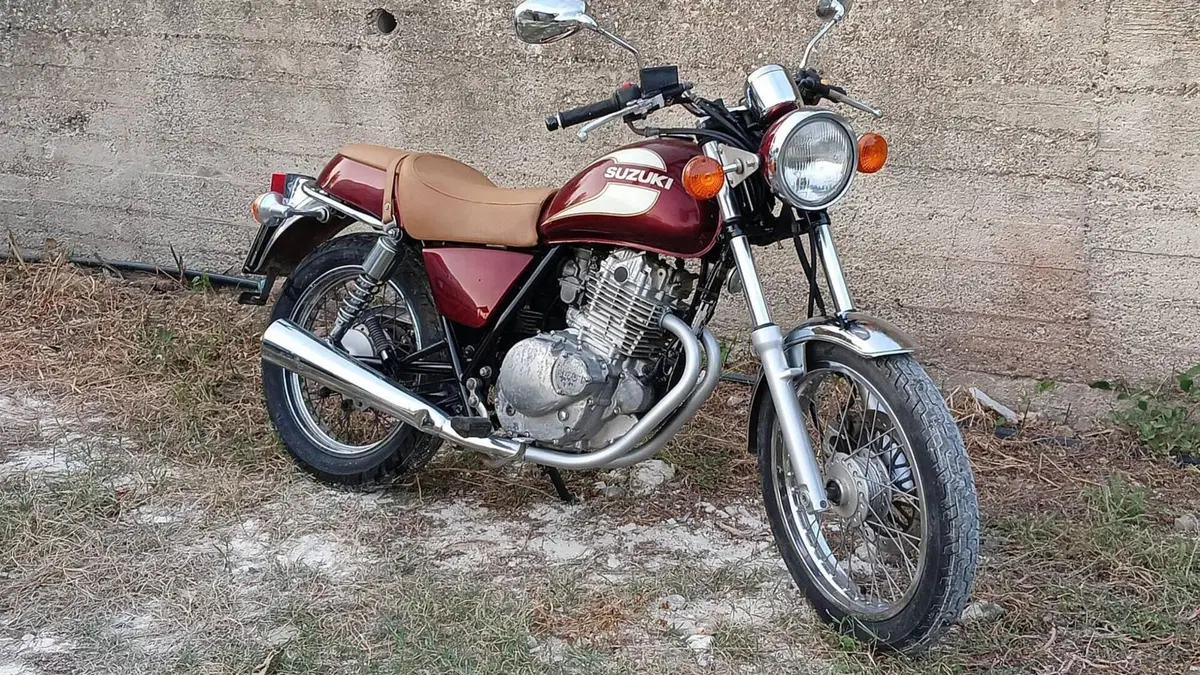 Suzuki   (6)