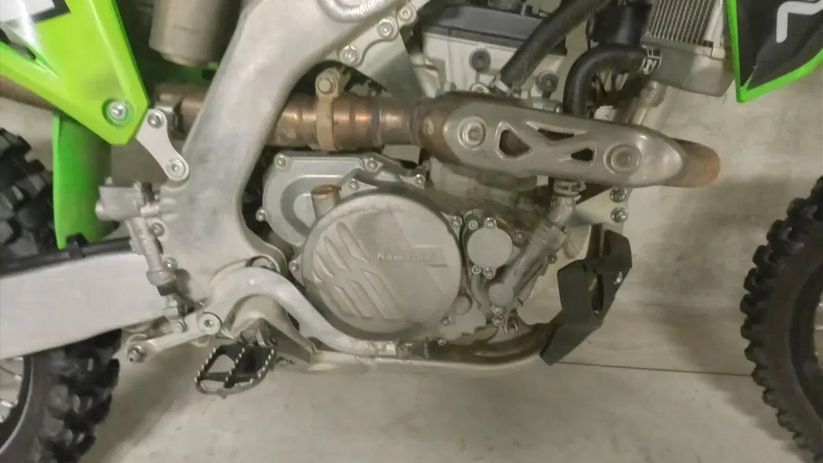Kawasaki KX250 (2024)  (4)