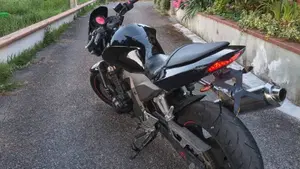 Kawasaki Z 750 (2003 - 06)  (9)