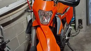 KTM 690 Enduro R (2022 - 25)  (12)