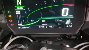 Kawasaki Ninja H2 SX SE Tourer (2024 - 27)  (2)