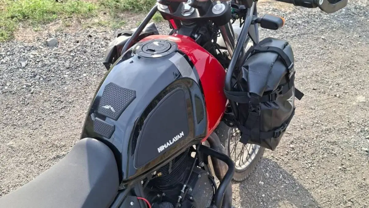 Royal Enfield Himalayan 411 (2021 - 24)  (8)