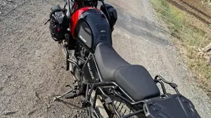 Royal Enfield Himalayan 411 (2021 - 24)  (9)