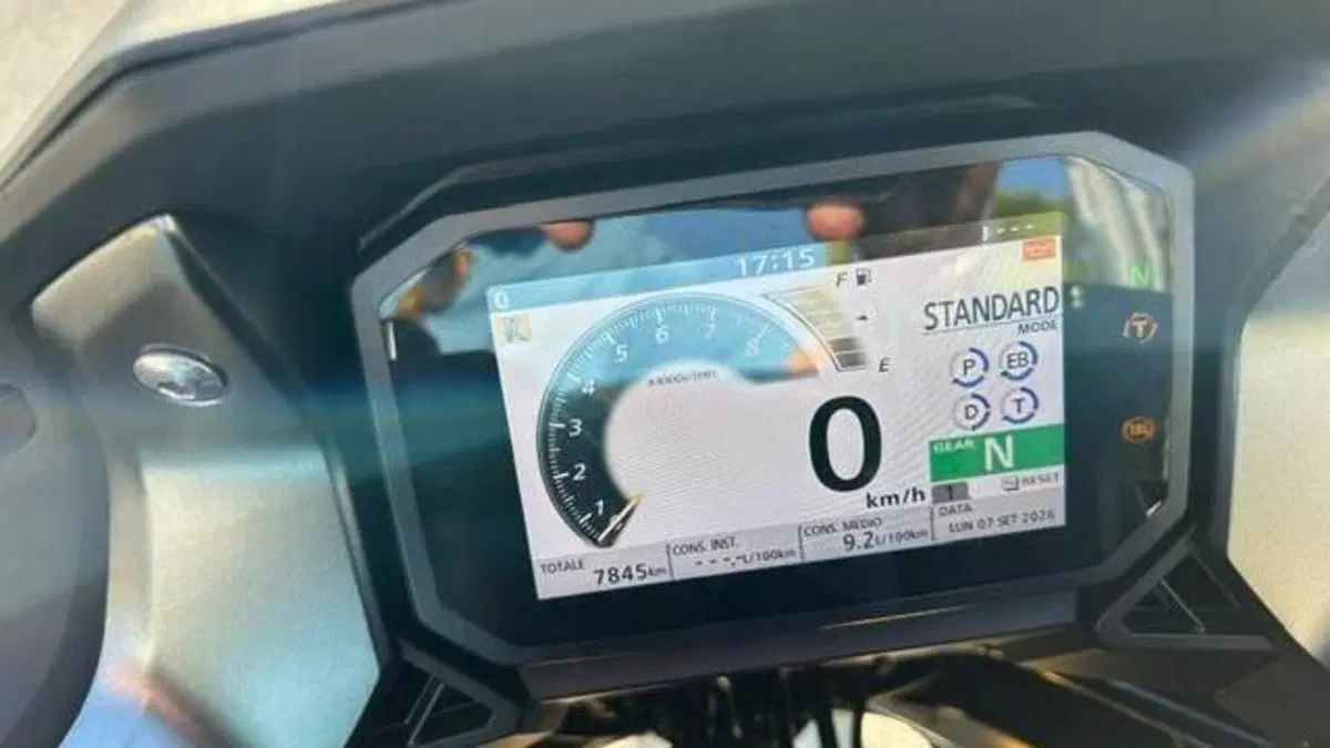 Honda Forza 750 DCT Urban (2021 - 24)  (4)
