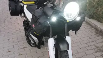 Husqvarna Norden 901 (2022 - 26) usata