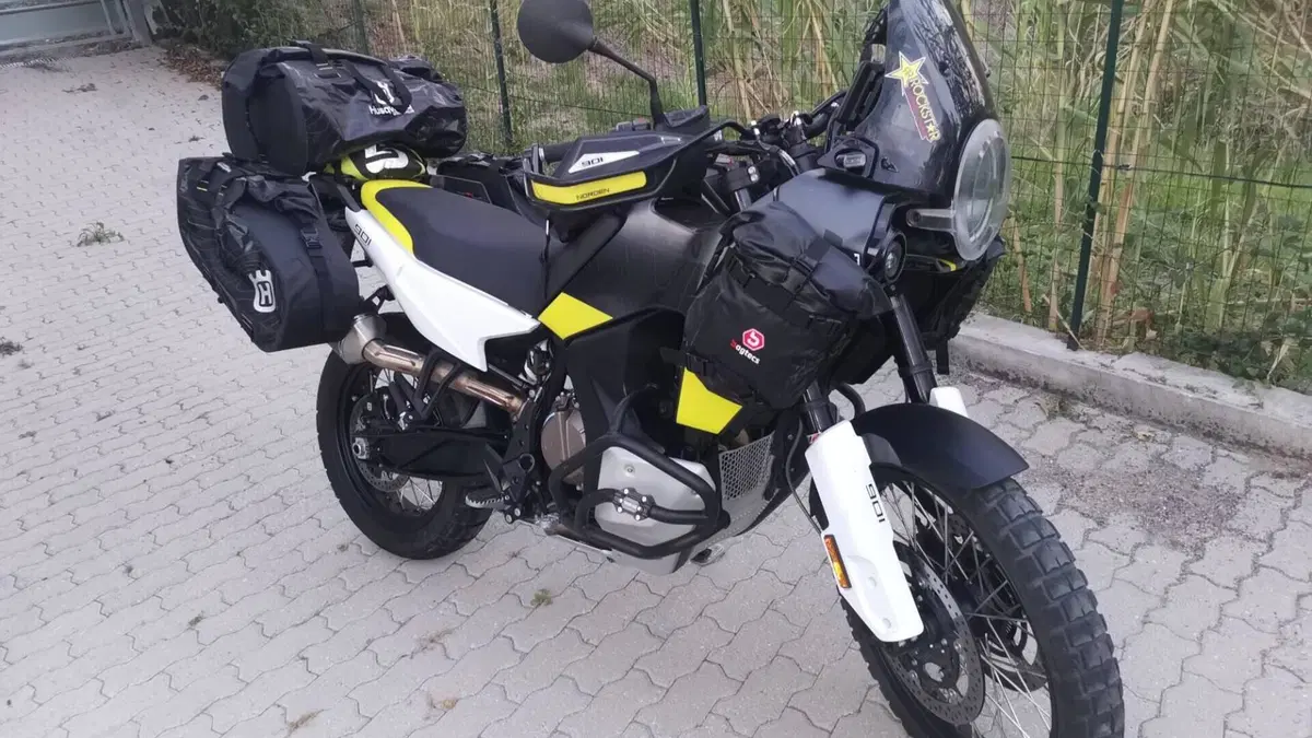 Husqvarna Norden 901 (2022 - 26)  (2)