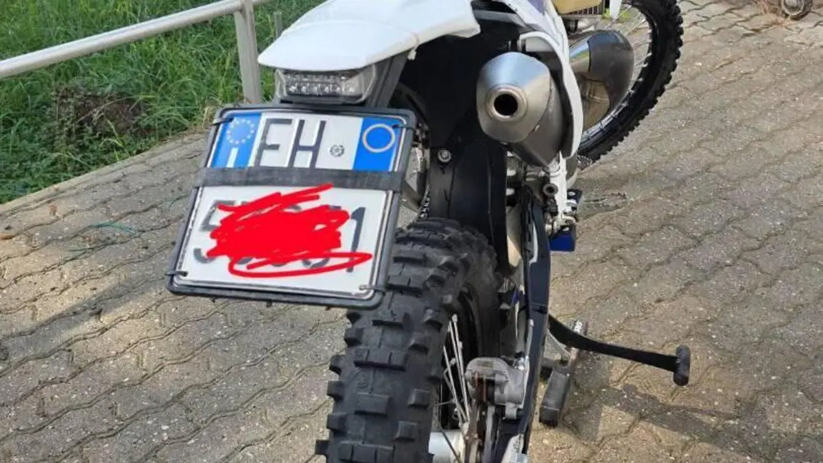 Husqvarna TE 300i (2023)  (4)