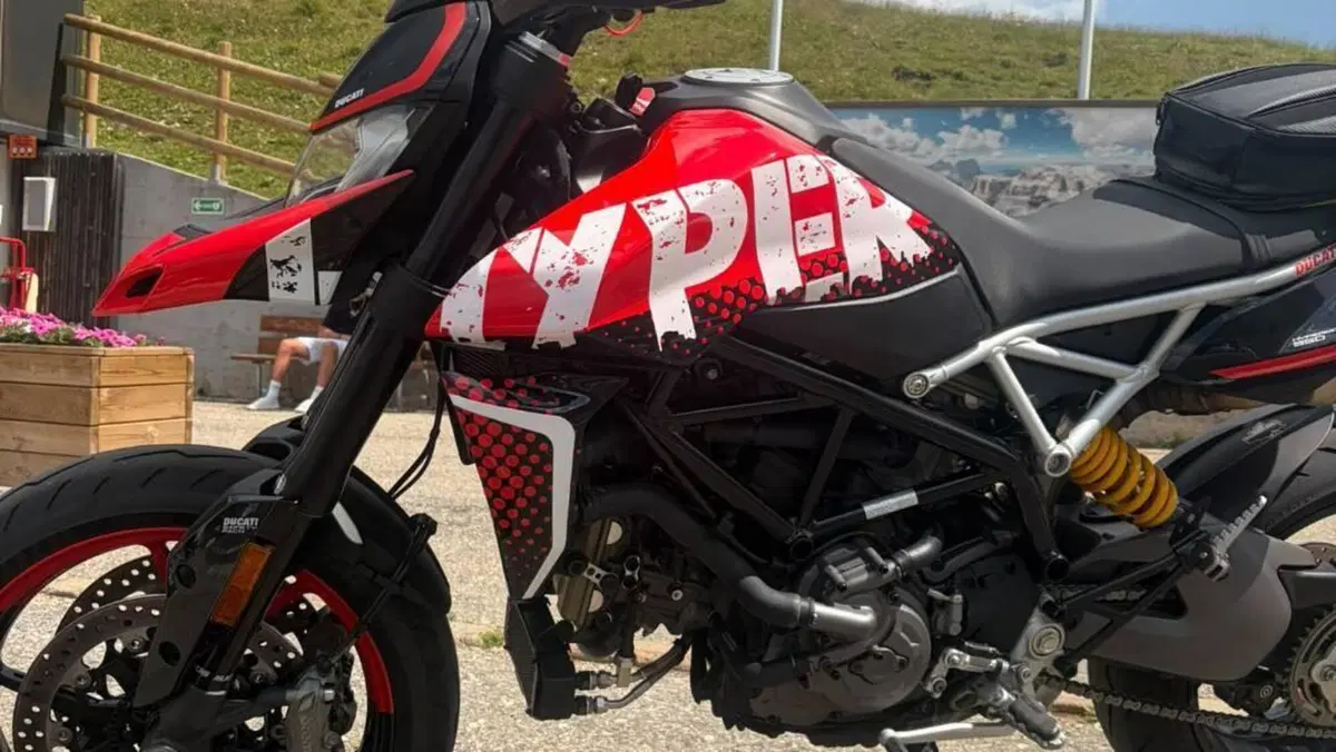 Ducati Hypermotard 950 RVE (2022 - 25) 