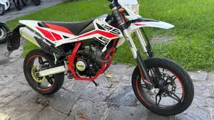 Betamotor RR 125 4T Motard LC (2018 - 20)  (2)