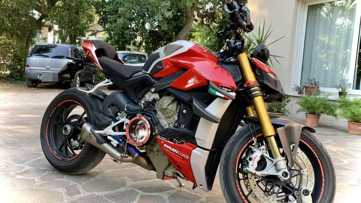 Ducati Streetfighter V4 1100 S (2021 - 22)  (4)