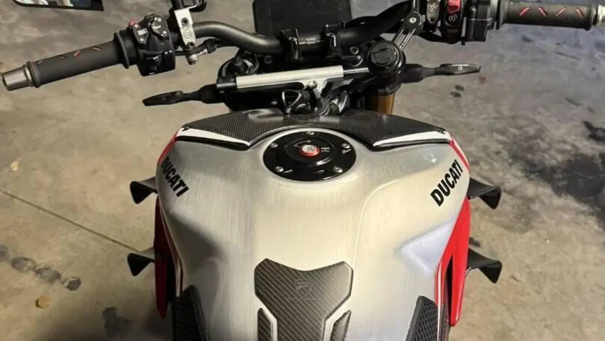 Ducati Streetfighter V4 1100 S (2021 - 22)  (8)