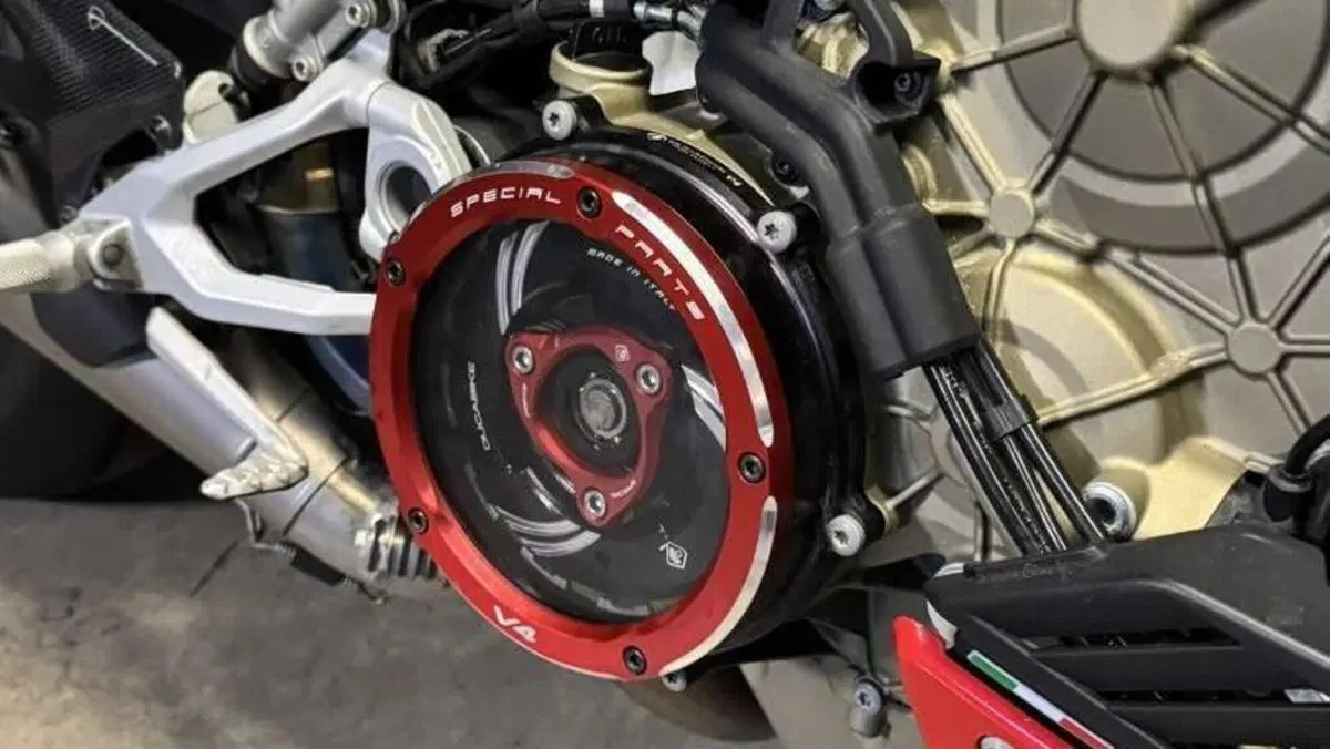 Ducati Streetfighter V4 1100 S (2021 - 22)  (9)