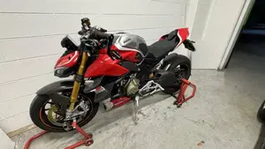 Ducati Streetfighter V4 1100 S (2021 - 22)  (20)