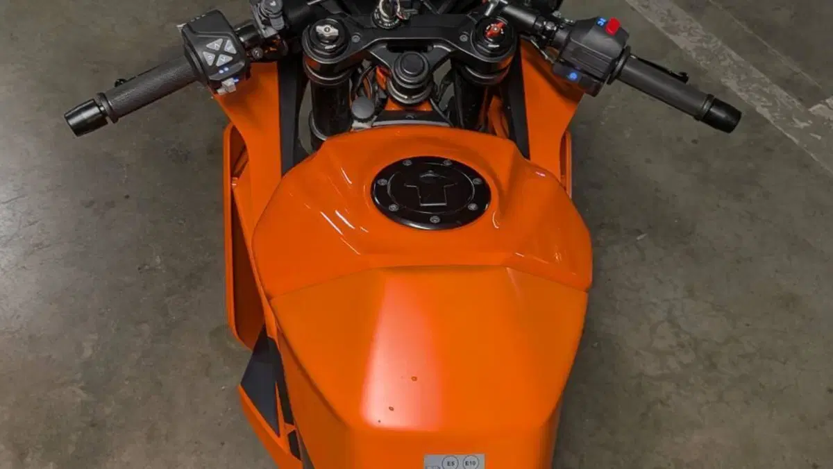 KTM RC 390 (2022 - 26)  (5)