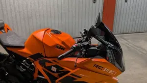 KTM RC 390 (2022 - 26)  (10)