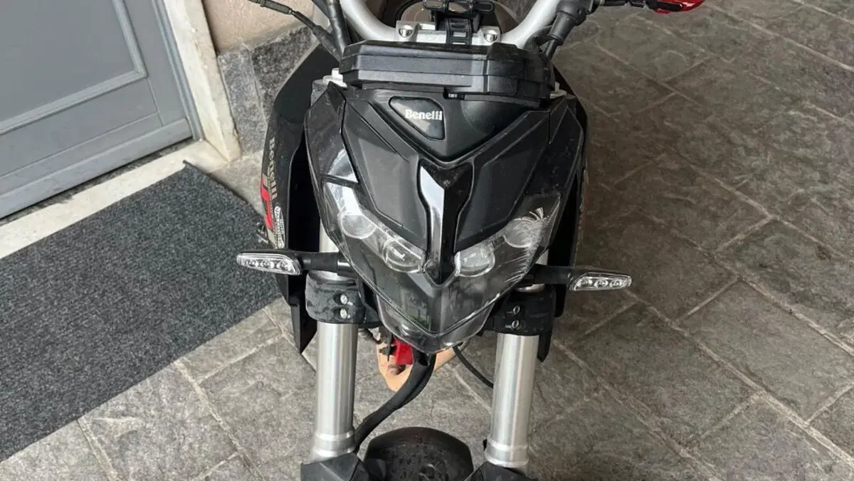 Benelli Tornado Naked T 125 (2017 - 20)  (3)