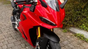 Ducati Panigale V2 S (2025 - 26)  (3)