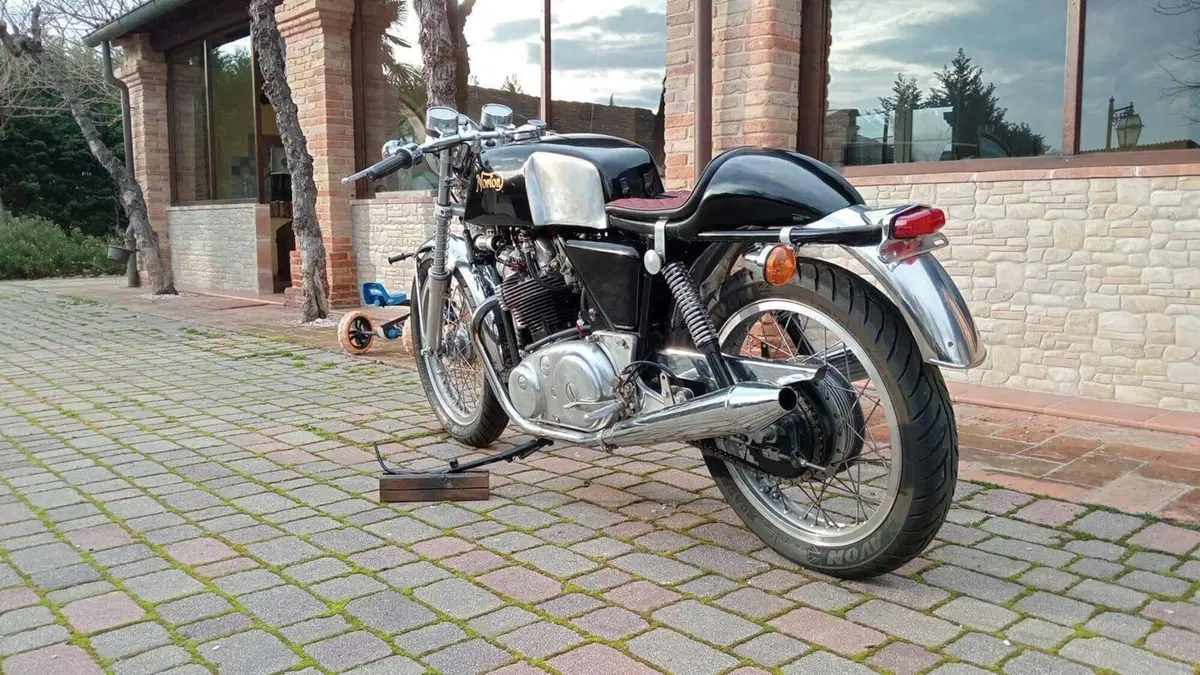 Norton   (7)