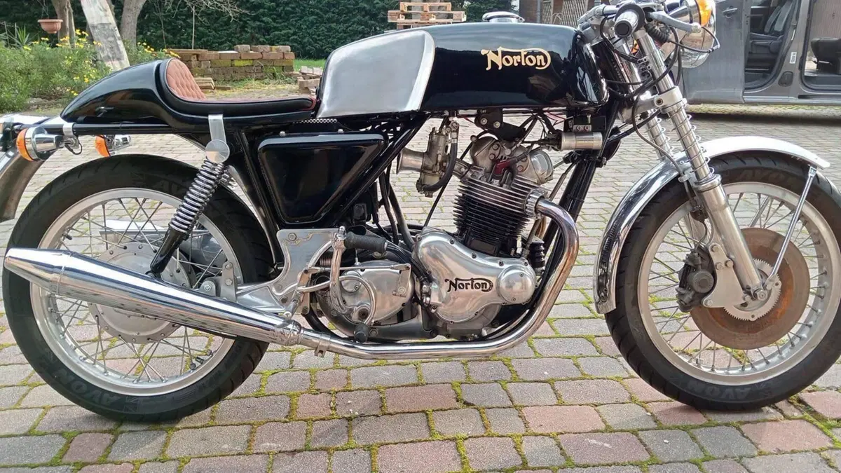 Norton   (11)