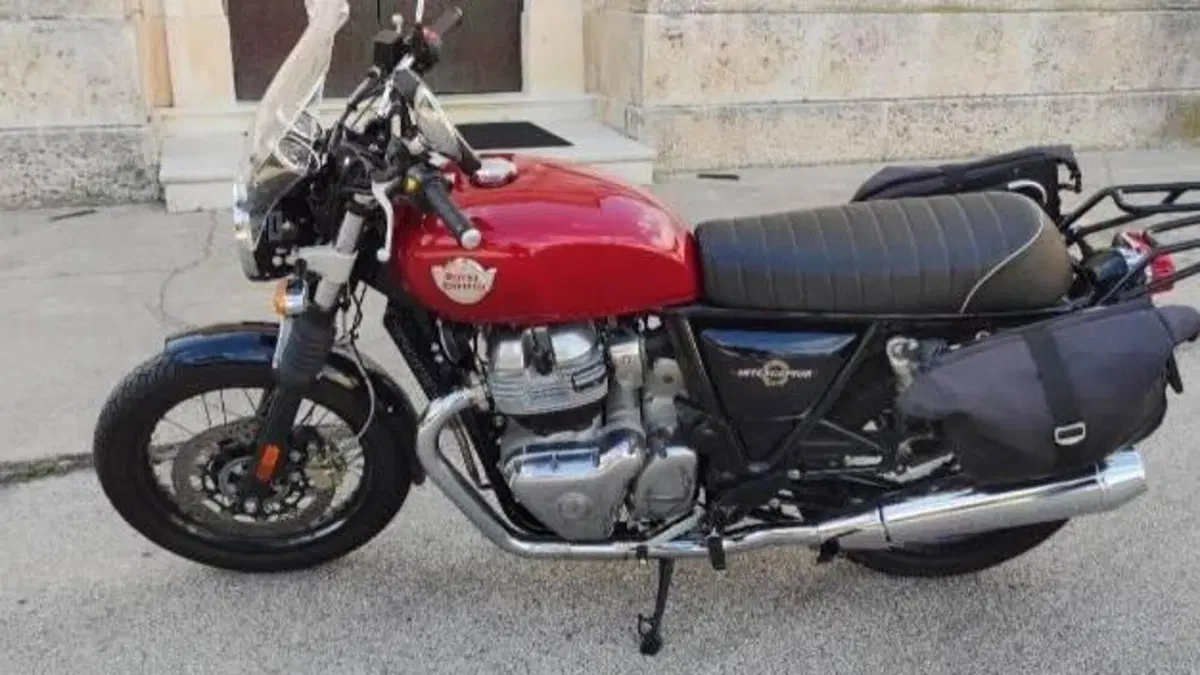 Royal Enfield Interceptor 650 (2021 - 26)  (2)