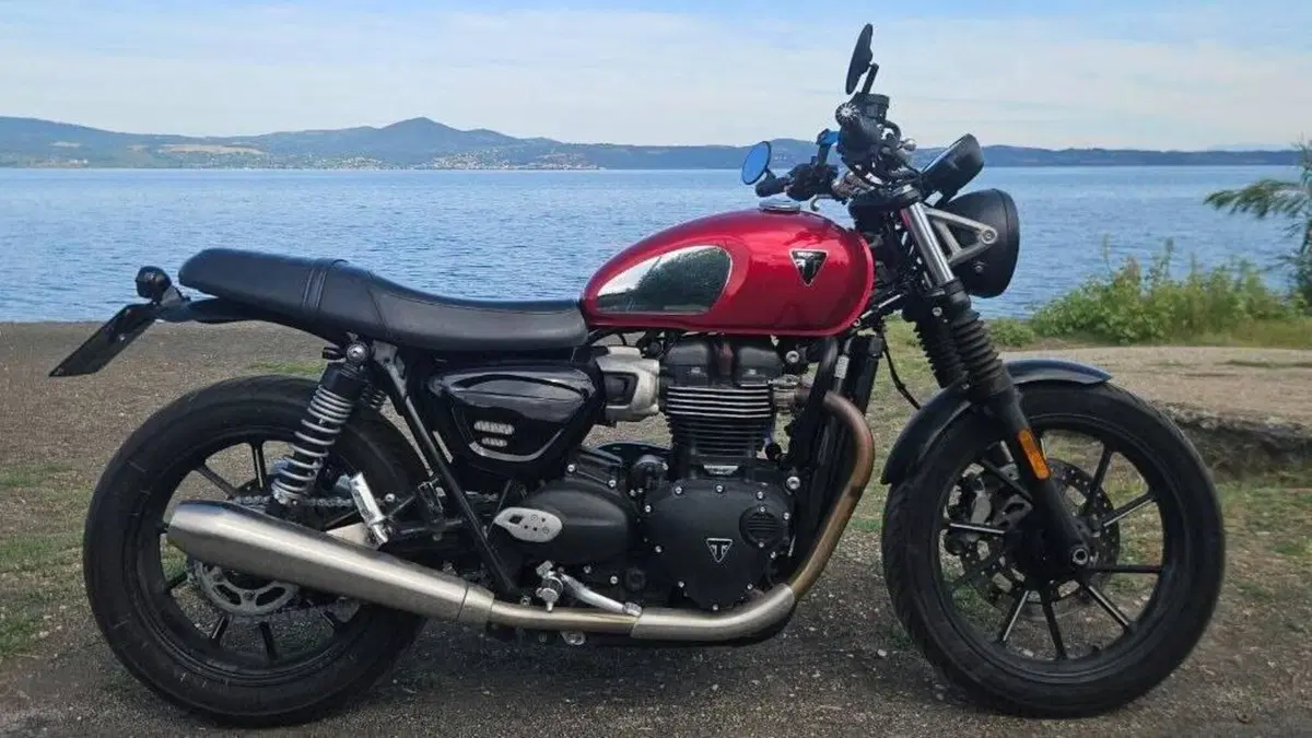 Triumph Speed Twin 900 Chrome Edition (2023) 