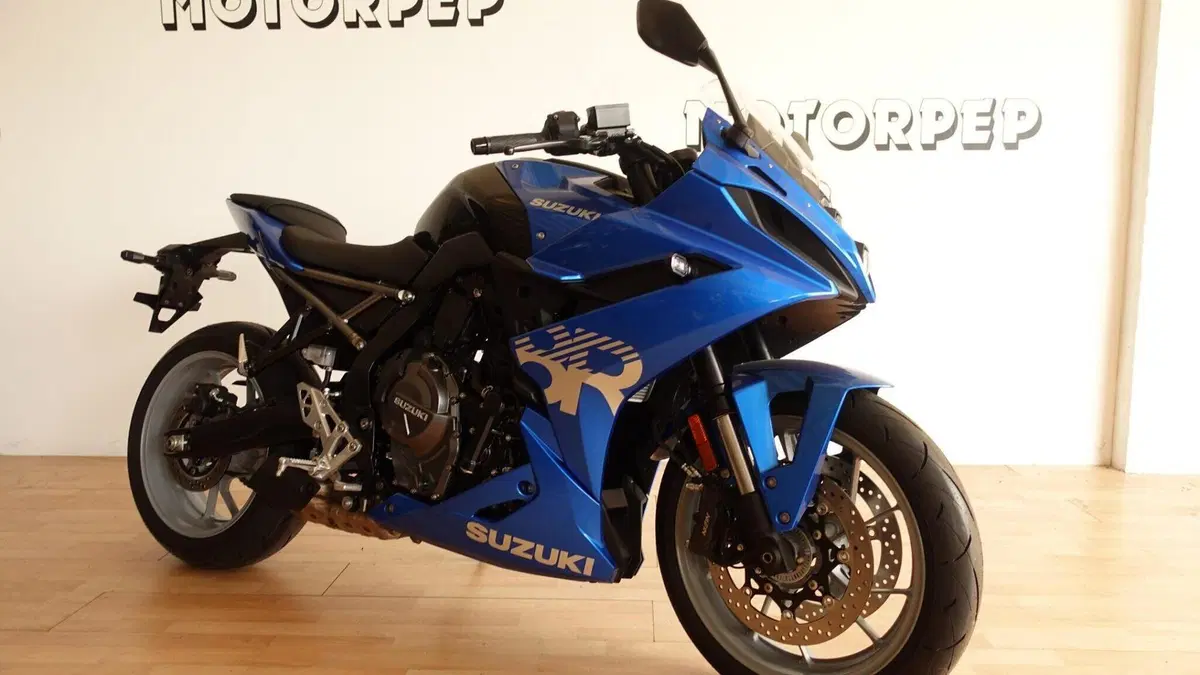 Suzuki GSX-8R (2024 - 26)  (4)