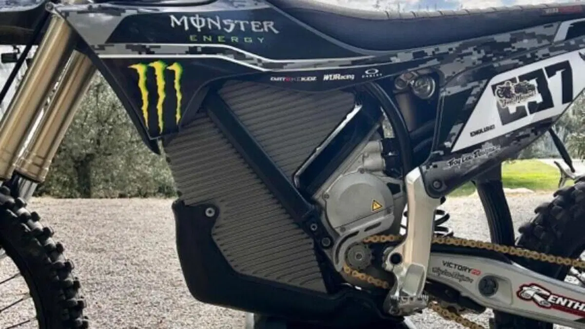 Stark Future Varg MX (2024 - 26)  (4)