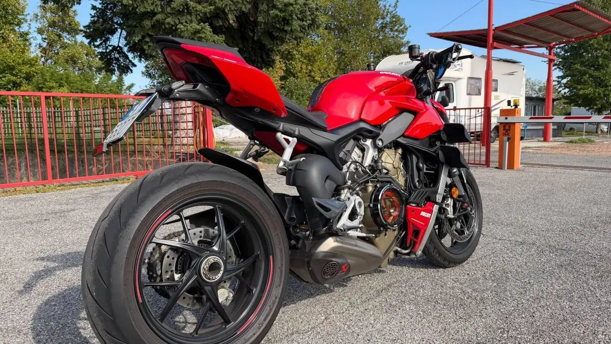 Ducati Streetfighter V4 1100 (2021 - 22)  (5)