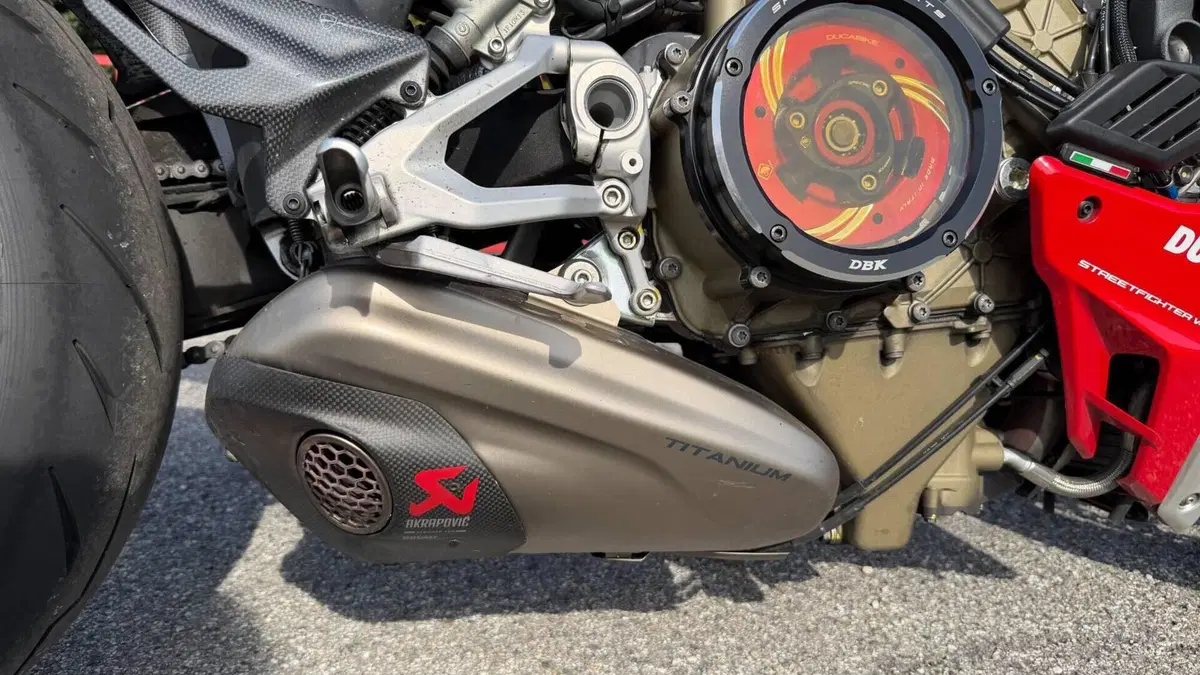 Ducati Streetfighter V4 1100 (2021 - 22)  (10)