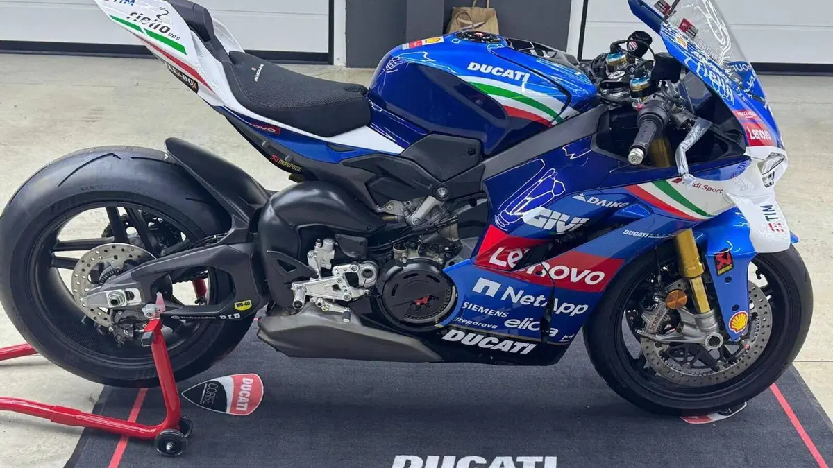 Ducati Panigale V4 Tricolore Italia (2025 - 26) 