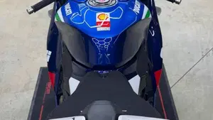 Ducati Panigale V4 Tricolore Italia (2025 - 26)  (3)